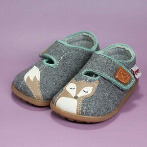 NEW! See Kai Run Cruz II Gray Fox Felt Wool Slippers, Size 4